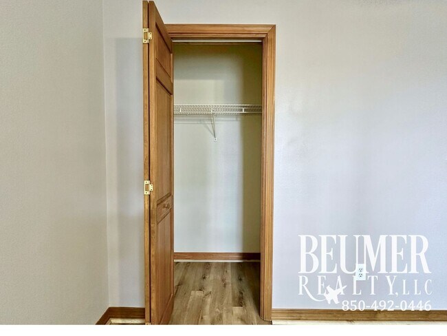 Building Photo - Lakefront Living Minutes to NAS & Perdido Beaches