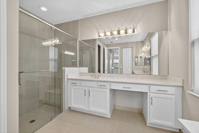Building Photo - 12522 SW Emerald Estuary Ter