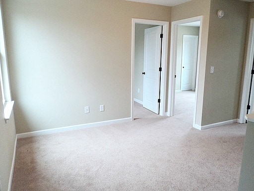 Building Photo - 137 The Heights Dr