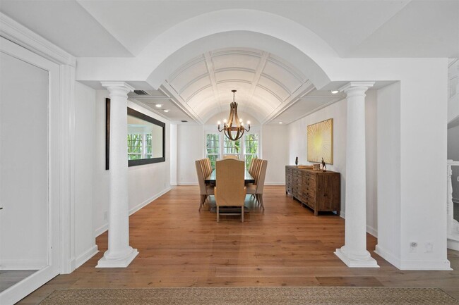 Building Photo - 2377 Golf Brook Dr