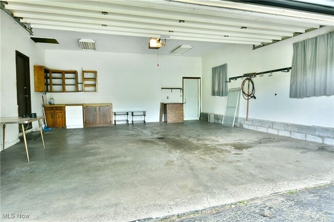 Building Photo - 5794 Merwin Chase Rd