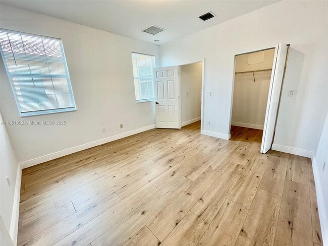Building Photo - 1205 SW 147th Ave