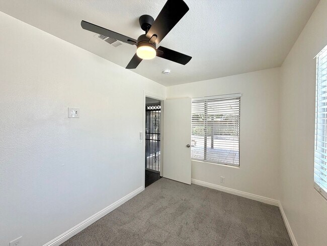 Building Photo - Spacious 4 Bedroom Home available In Alta Loma!