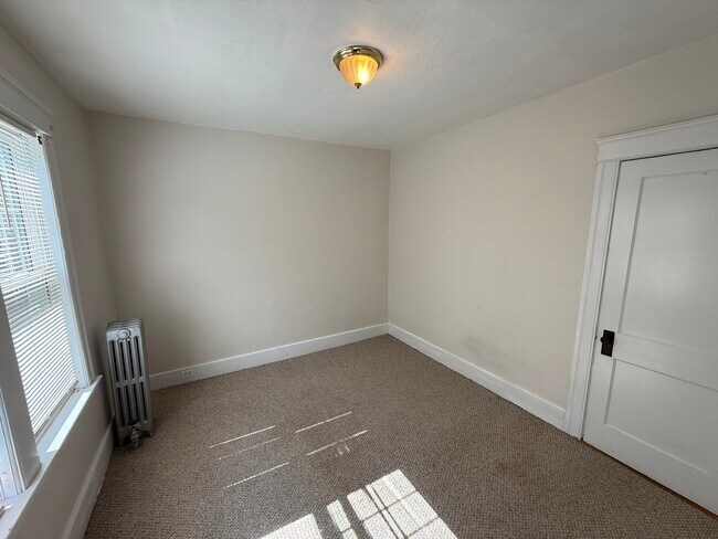 Building Photo - 96 Courtland St
