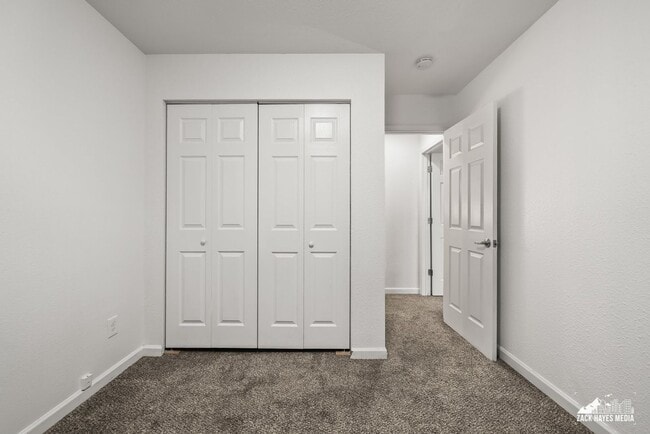 Building Photo - 6627 Zurich St