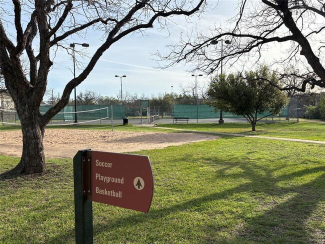 Building Photo - 12814 Hymeadow Dr