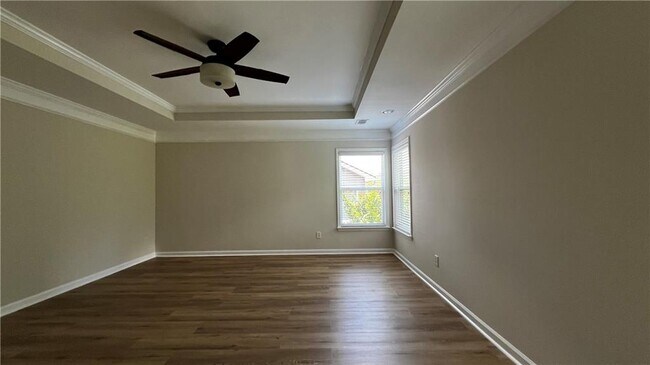 Building Photo - 5830 Falls Landing Dr