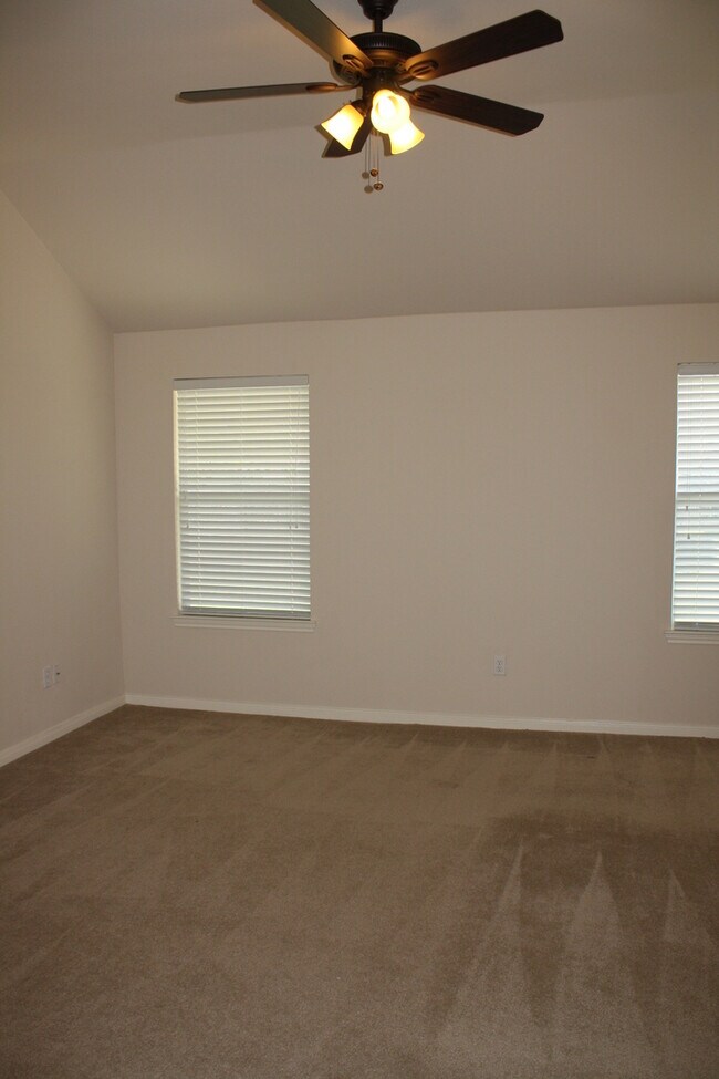 Building Photo - Wonderful New Braunfels Home  in Whispering Valley