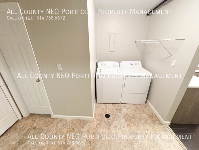 Building Photo - 4601 Paxton Dr S