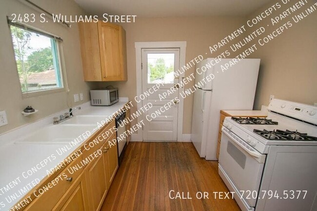 Building Photo - 2483 S Williams St