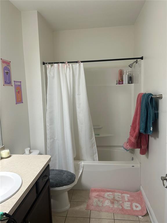 Building Photo - 2128 W Walnut St