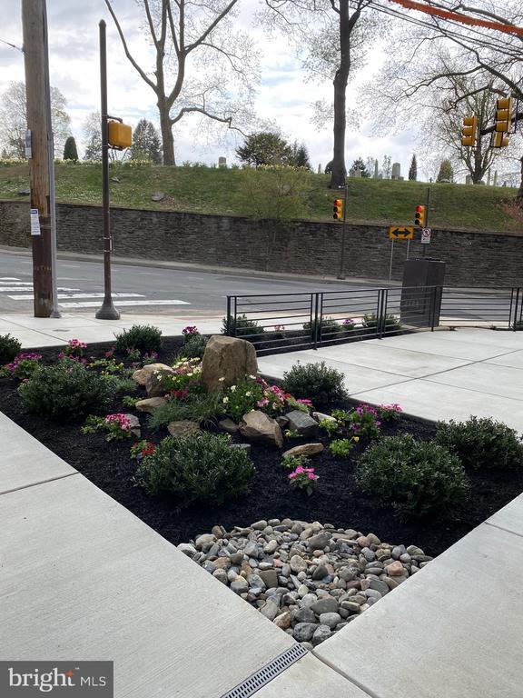 Building Photo - 4007 Ridge Ave