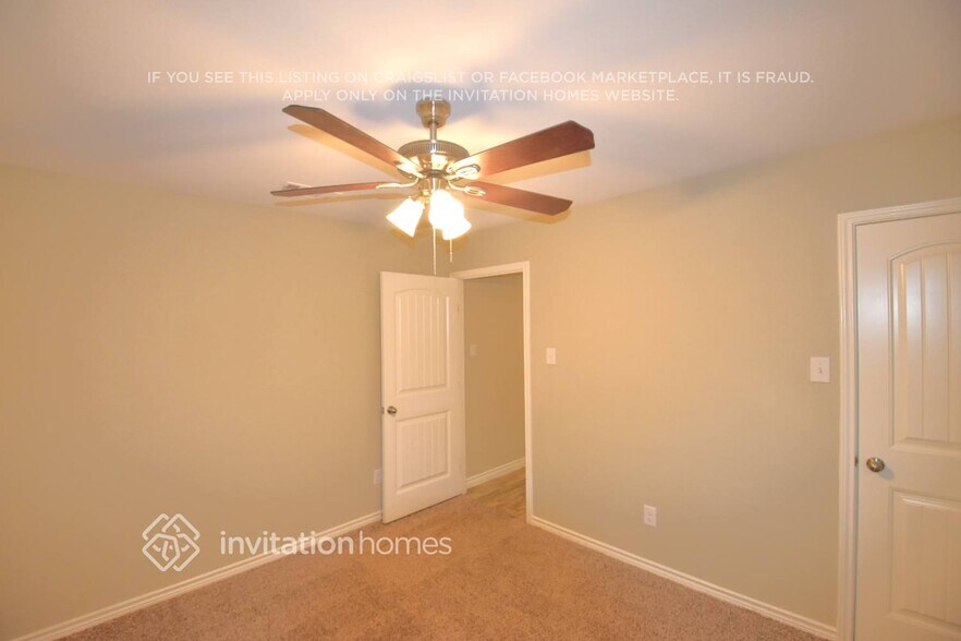 Building Photo - 111 E Kirnwood Dr