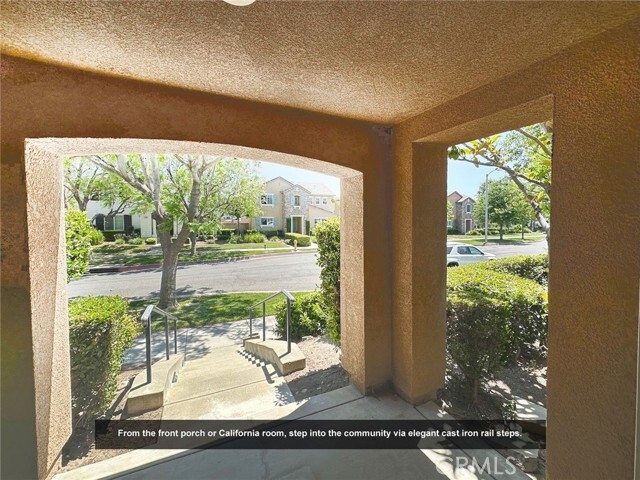 Building Photo - 1795 E Flora St