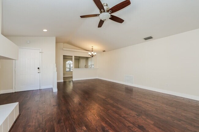 Building Photo - 538 Beth Ann St