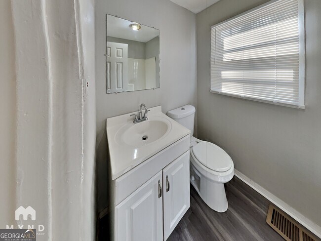 Building Photo - 3791 Clovis Ct NW