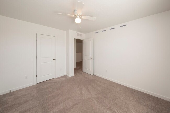 Building Photo - 11144 Maroon Bells Dr