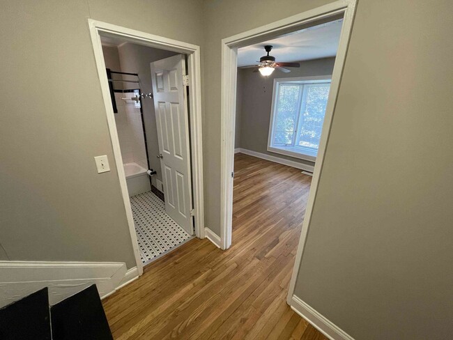 Building Photo - Smyrna - 3BR / 2BA
