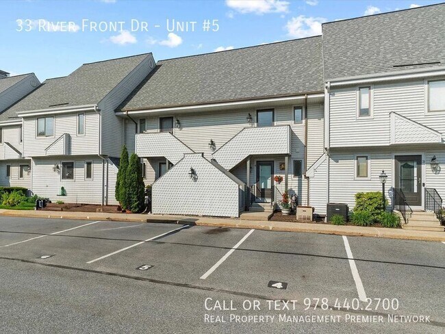 Building Photo - 33 River Front Dr