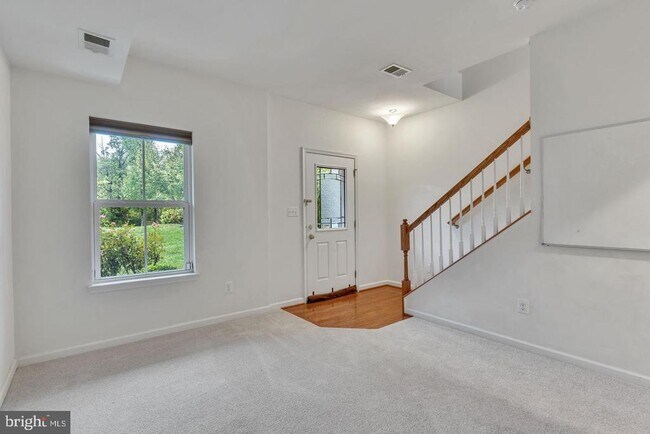 Building Photo - 41751 McMonagle Square