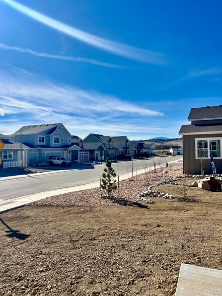 Building Photo - 4705 Whistler Dr