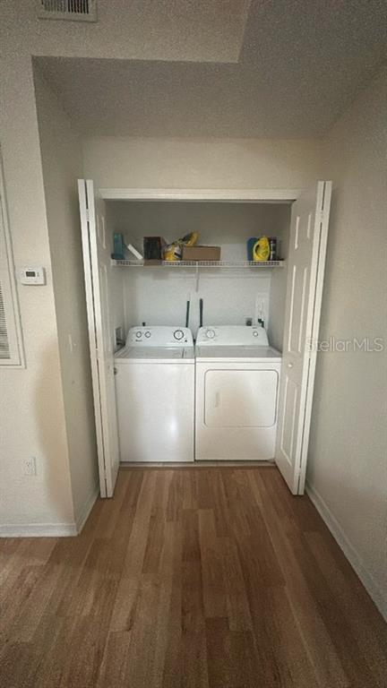 Building Photo - 8301 Elm Park Dr