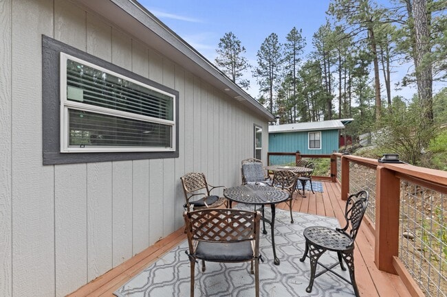 Building Photo - 109 Mountain Dr