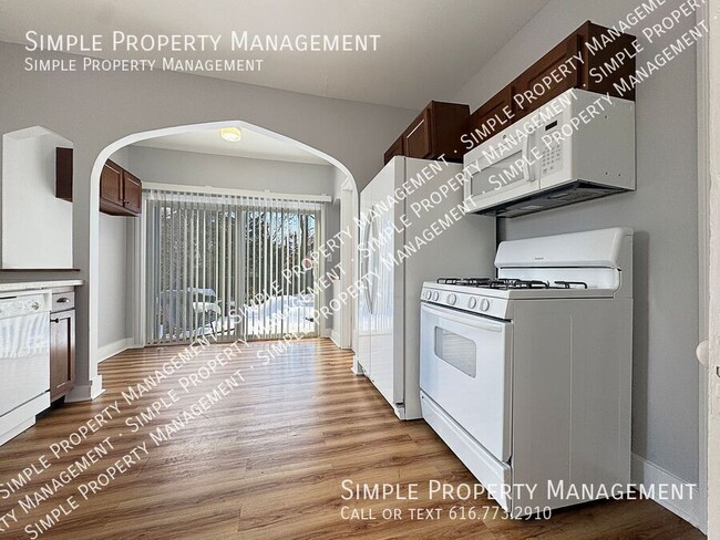 Building Photo - 507 Glenwood Ave SE