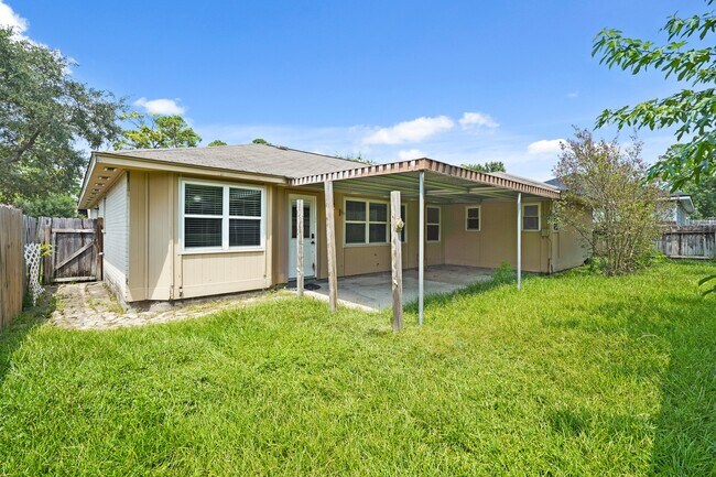 Building Photo - 5834 Fallengate Dr