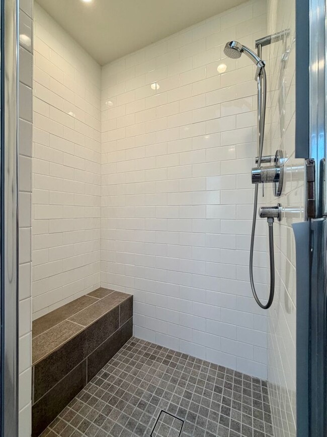 Building Photo - 3 Bedrooms, 2 Bathrooms Saint Helena Charm with Modern Conveniences