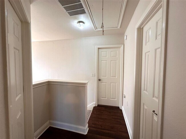 Building Photo - 506 Delmar Ave