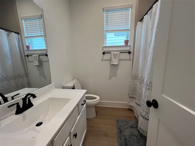 Building Photo - 177 Hidden Peak Dr