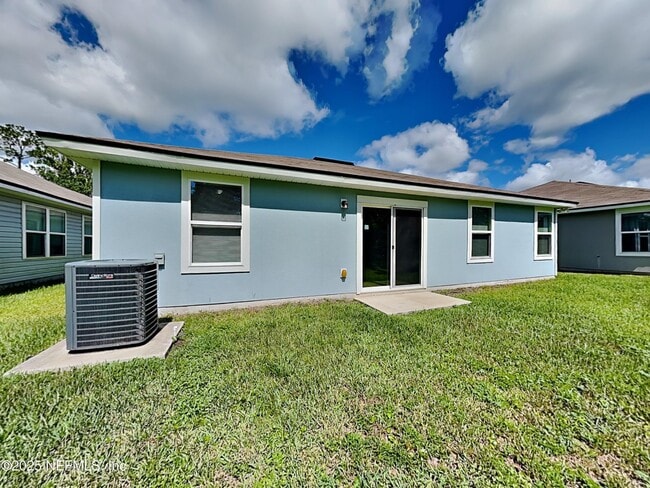 Building Photo - 7063 Camfield Landing Dr