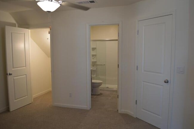 Building Photo - 2287 Owens Ct