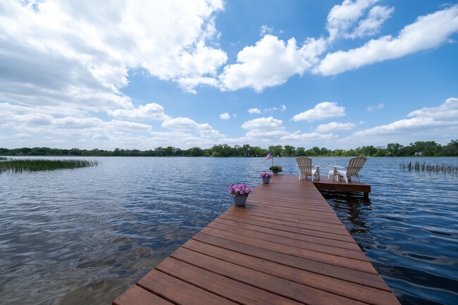 Building Photo - 8564 Lincoln St