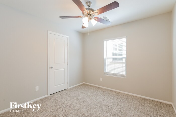 Building Photo - 9312 Colinton Ct