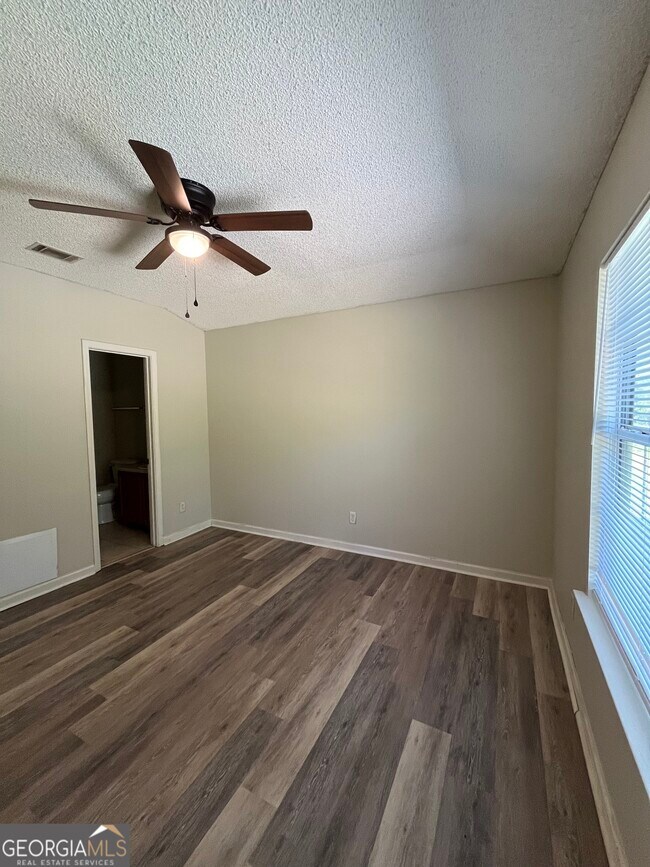 Building Photo - 120 Sapelo Dr