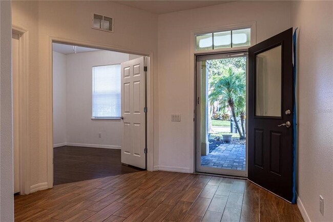 Building Photo - 519 Cadiz Dr