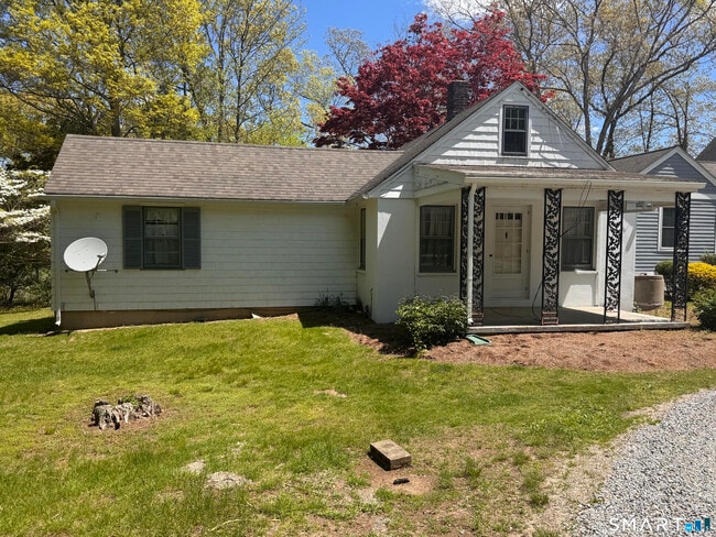 Building Photo - 187 E River Rd