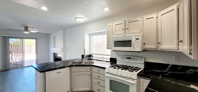 Building Photo - 73 Sea Holly Way