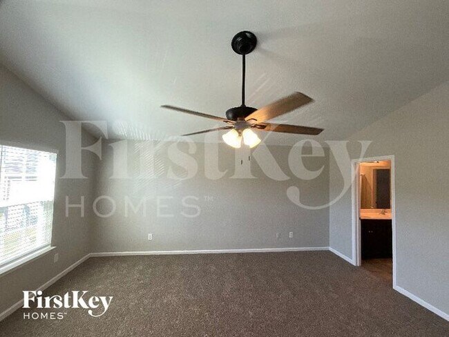 Building Photo - 1432 Scofield Ct