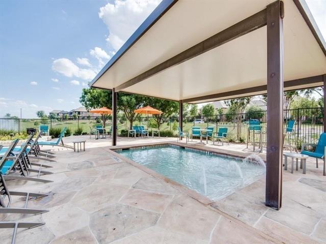Building Photo - 4904 Newbridge Dr