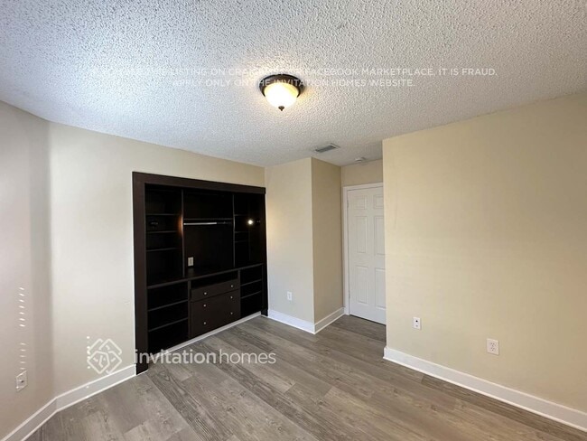 Building Photo - 15624 SW 96th Terrace