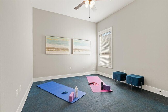 Building Photo - 7109 Cut Plains Trail