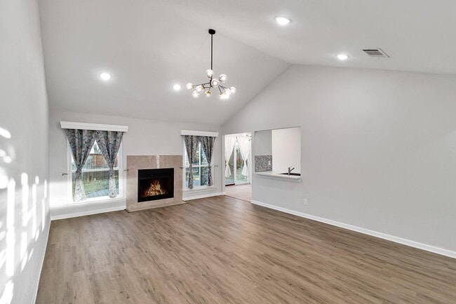 Building Photo - 246 Pinyon Ln