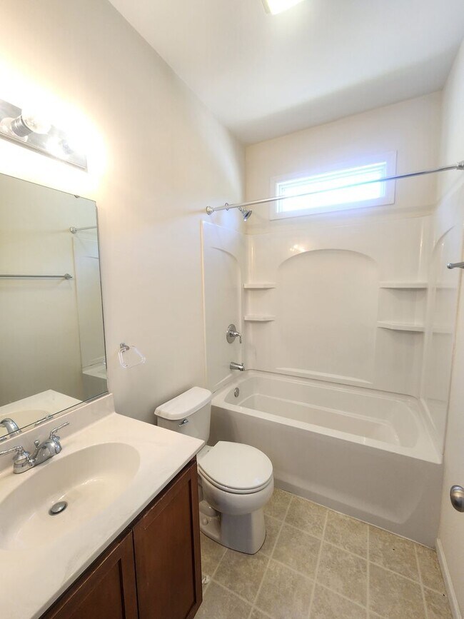 Building Photo - Rental House-Swannanoa, NC