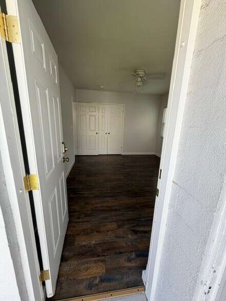 Master - 5943 Tujunga Ave