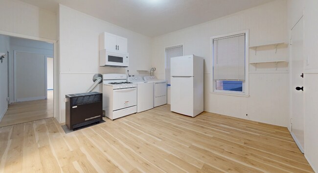 Building Photo - 18 Elizabeth St