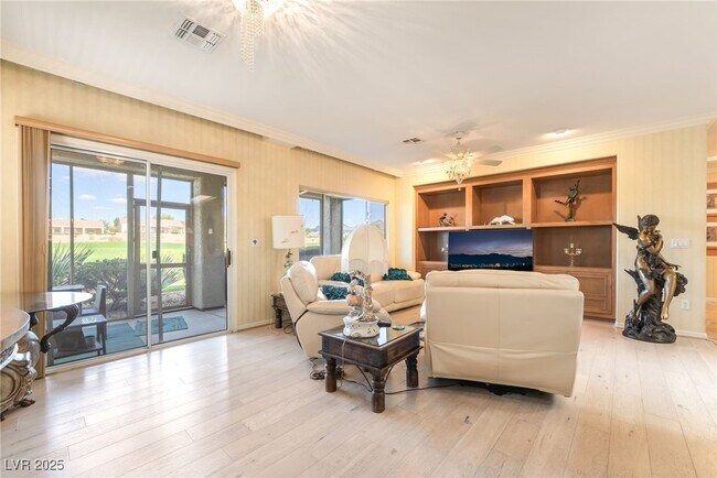 Building Photo - 2706 Grand Forks Rd