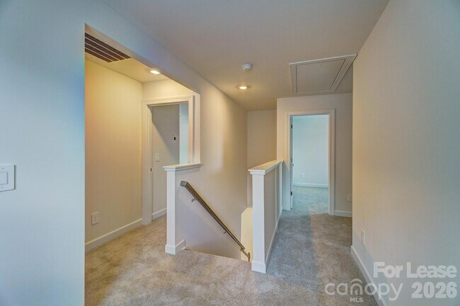 Building Photo - 5040 Poplin Vly